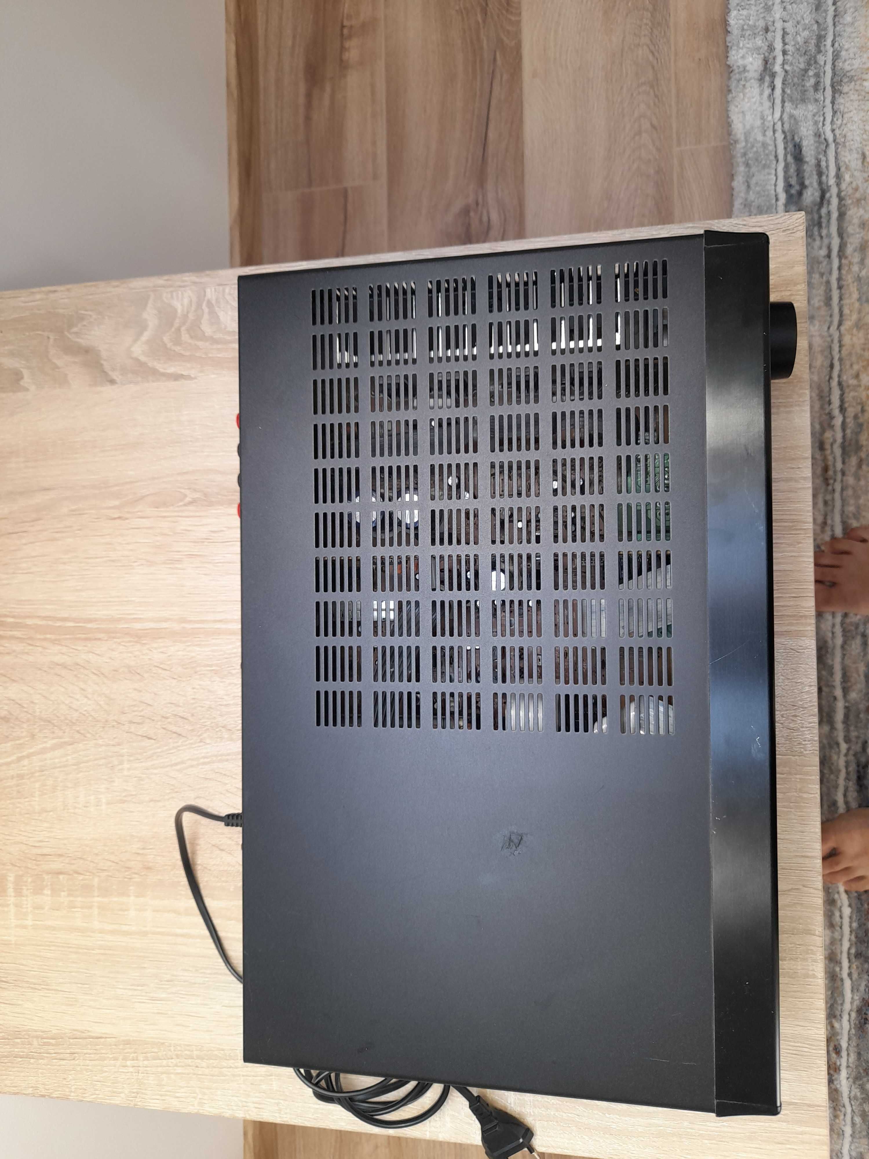 Amplituner Onkyo CR 70 pilot