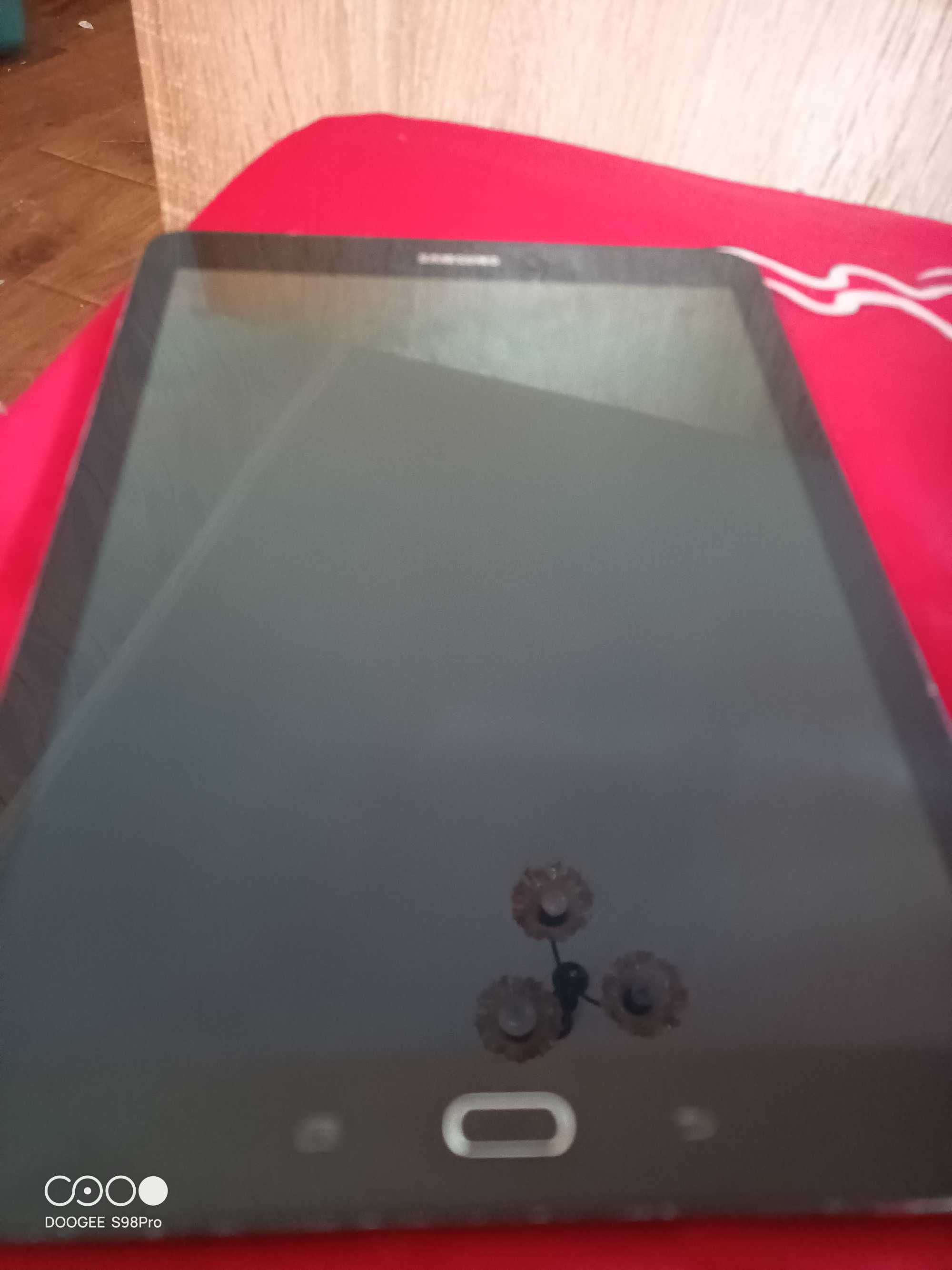 Планшет Samsung Galaxy Tab S2 9,7 3/32 gb