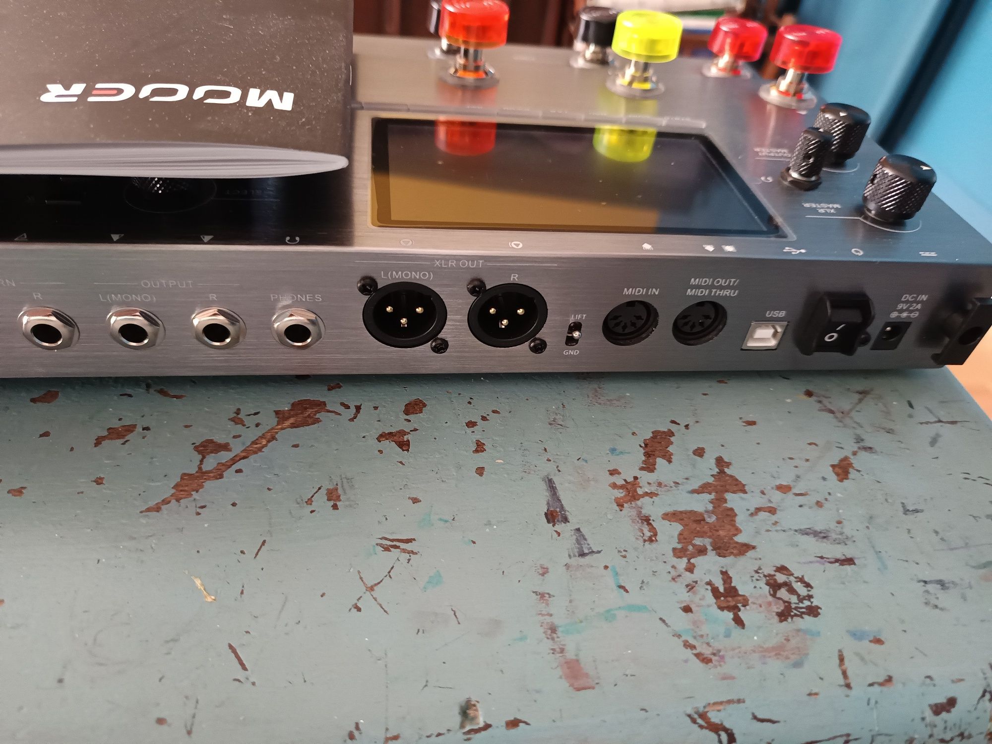 Mooer GE 300 , pudełko.   Urlop 12-24.07.2025r.