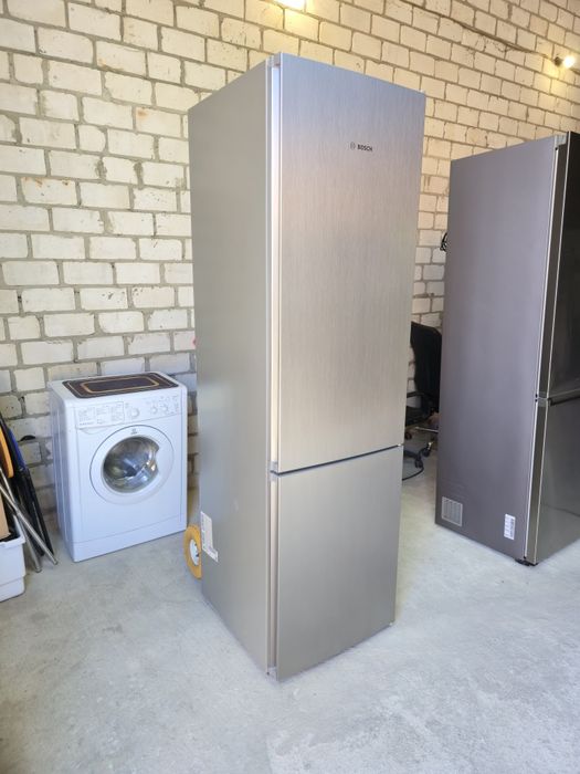 Холодильник Bosch KGN39KL35