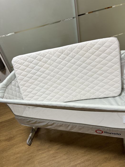 Ліжечко приставне