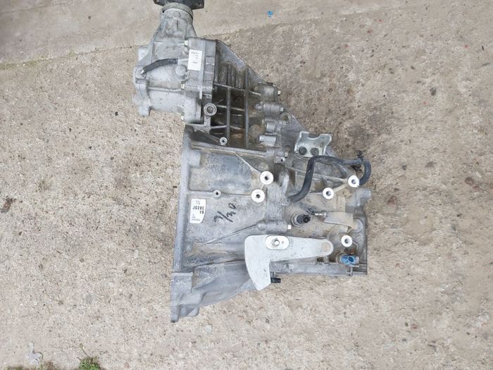 Skrzynia biegów manual Nissan Qashqai J10 2.0 16V 4x4 JG20CVB