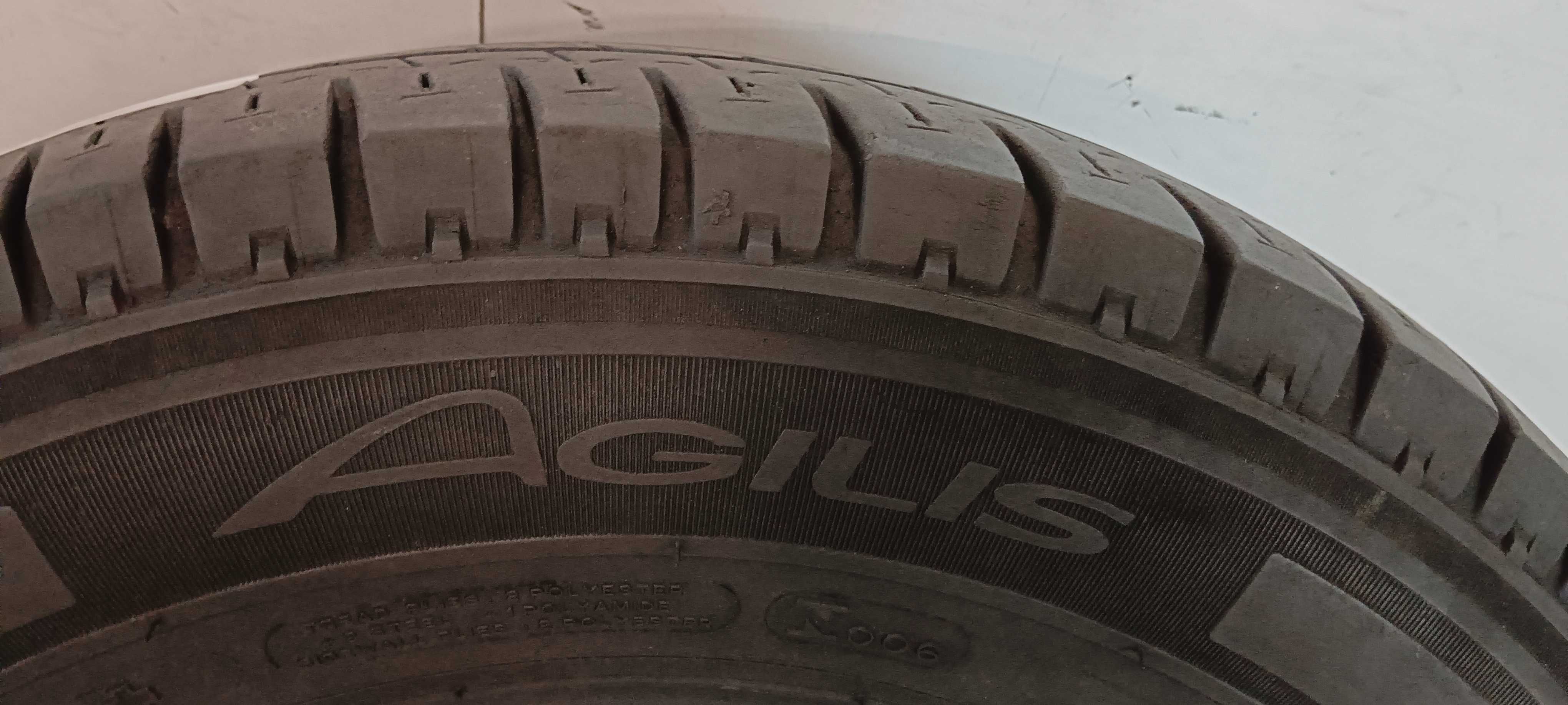 Szt2485M Sztuka 215/70R15C Michelin Agilis dot.4613