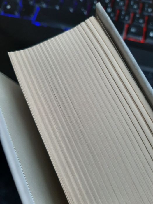 Книга Нічний адміністратор