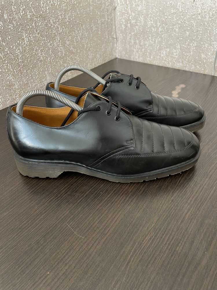 Оригінальні шкіряні туфлі Dr. Martens 42-42.5 розміру 26,5-27 см