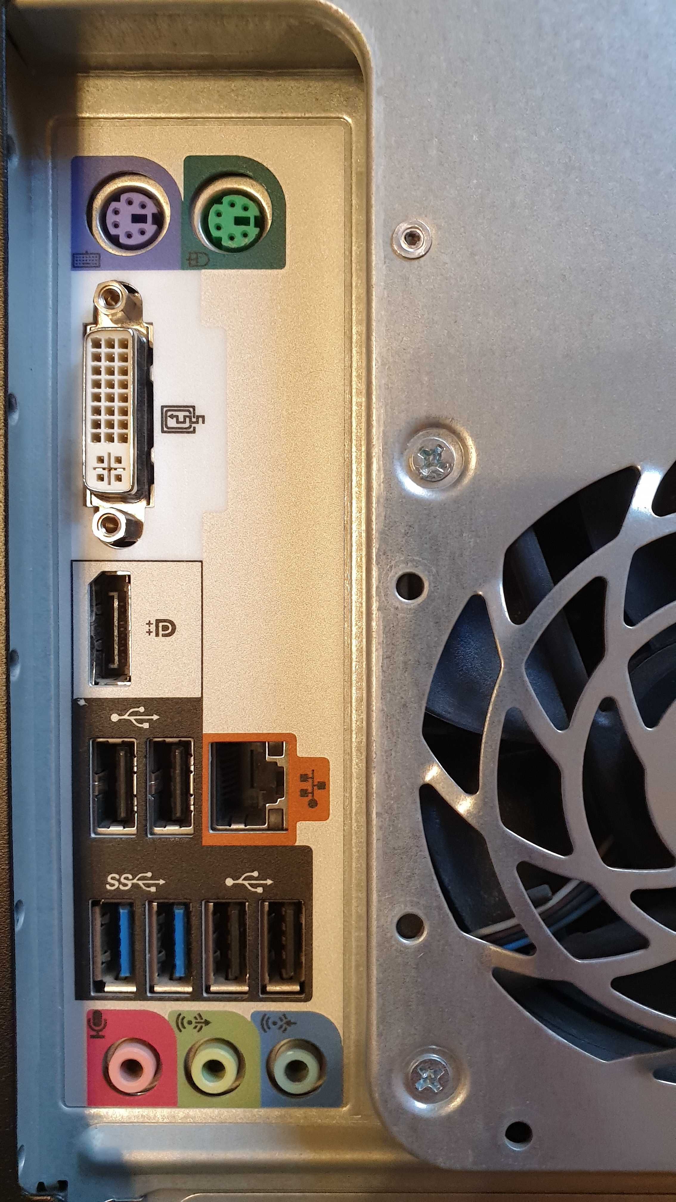 Komputer HP Z220 Workstation CMT