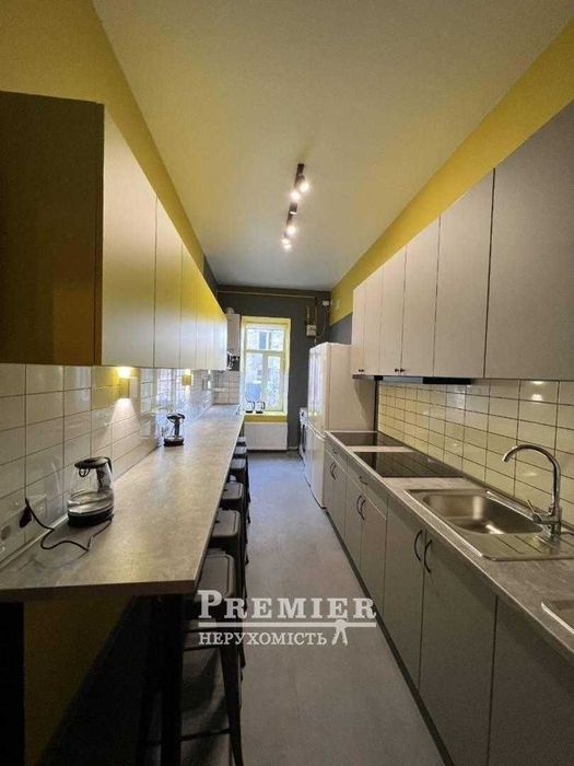 Новий хостел в самому серці Одеси поруч з Дерибасівською