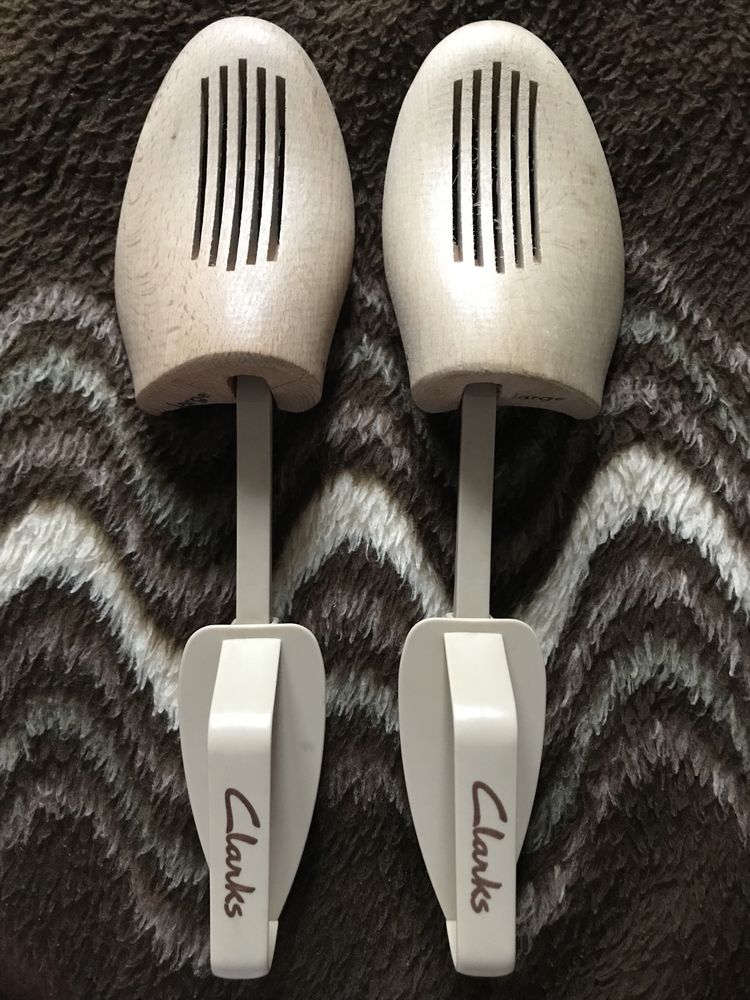 Формо тримачі для взуття Clarks