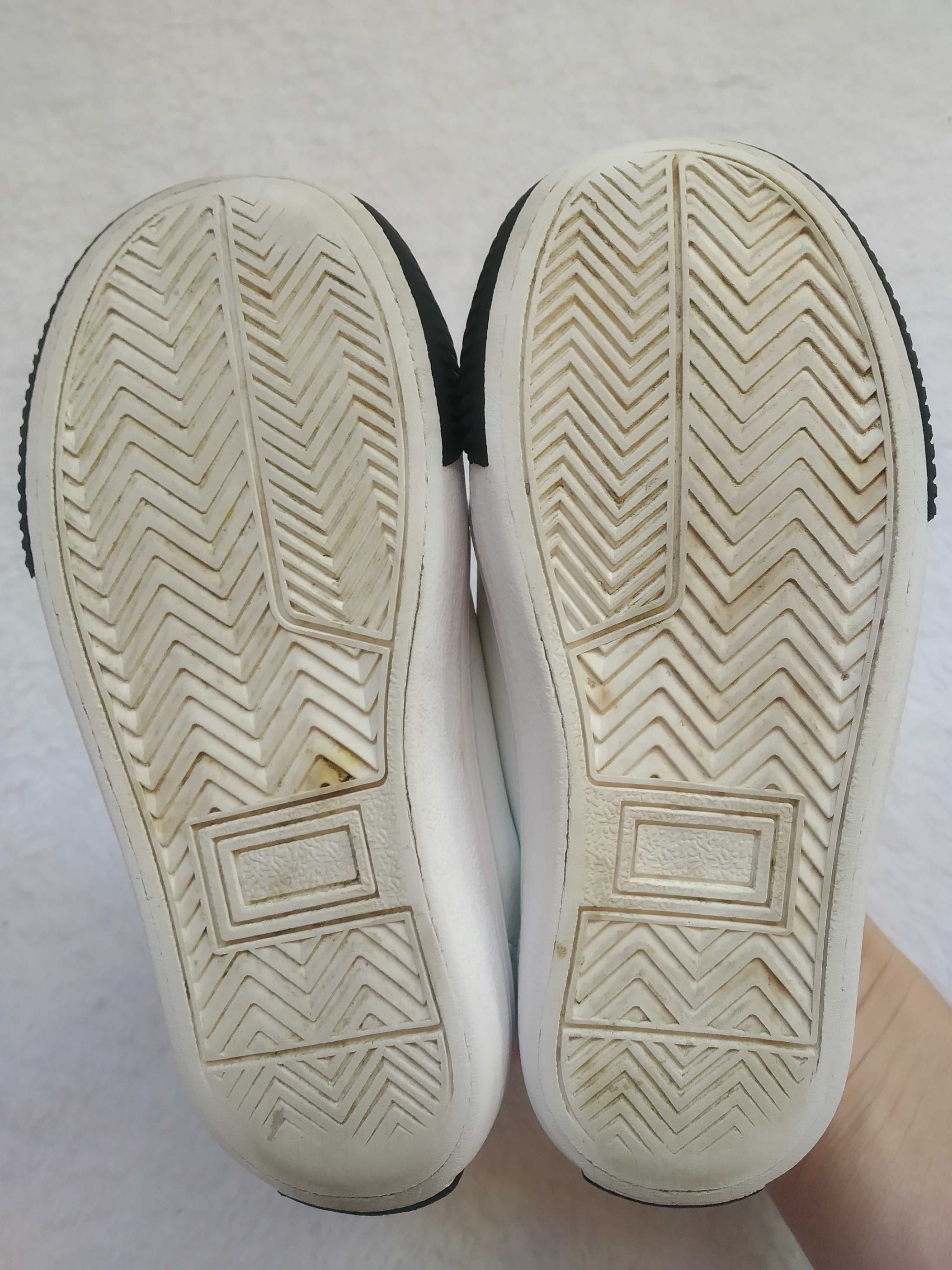 Белые кожаные кроссовки, белые кеды , стелька 16,7 см