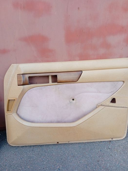 Продається Мерседес 300 SE. 126 . 1982 року.