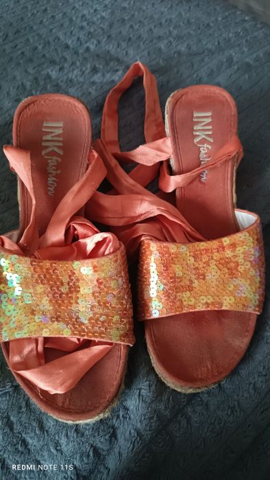 Sandálias número 37