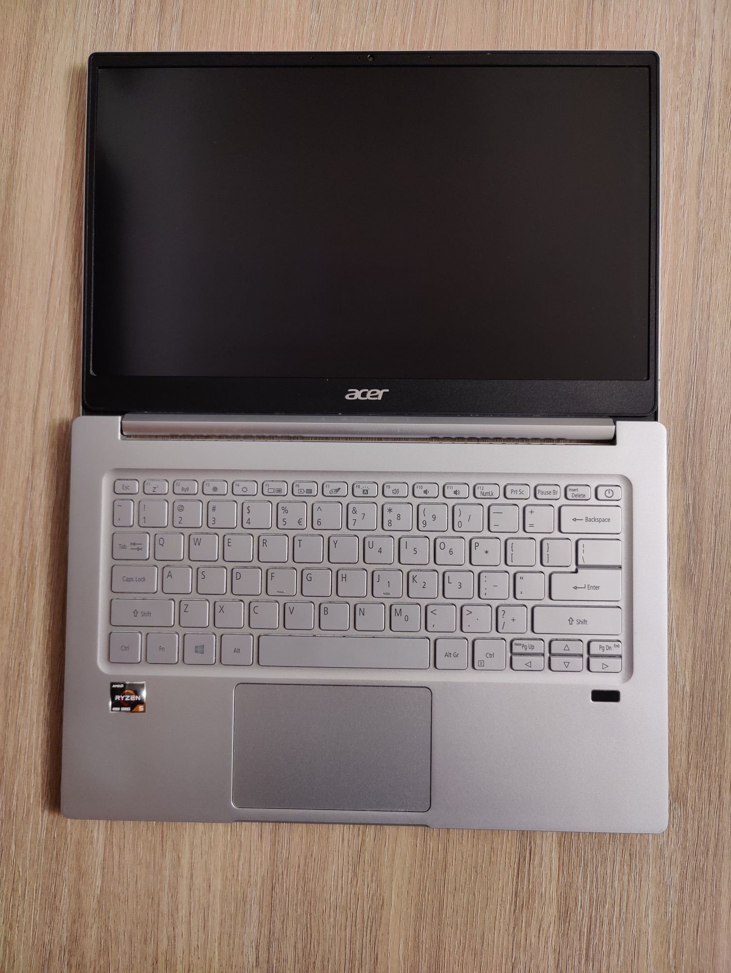Acer Swift 3  Lekki, szybki, 1TB SSD – idealny laptop do nauki i pracy