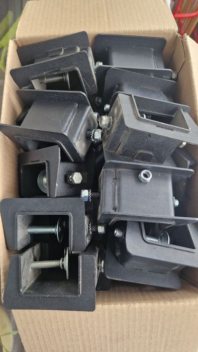 Металічні тримачі/кронштейни для ПШ та ТВ