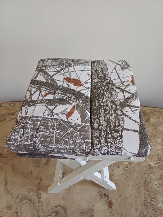 Стілець складний