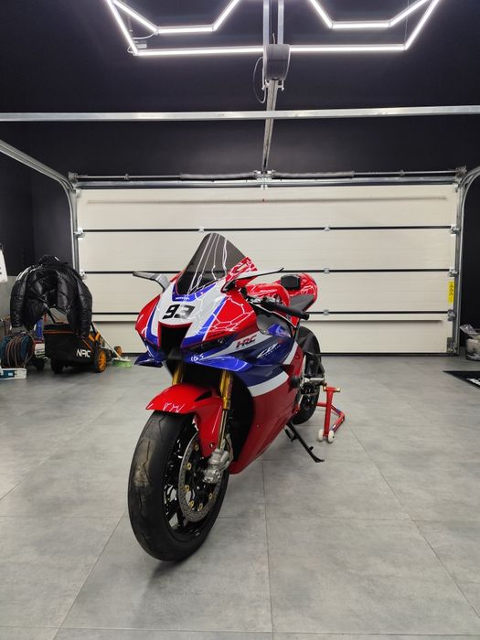 Cbr 1000rr-r sp sc82  salon pl