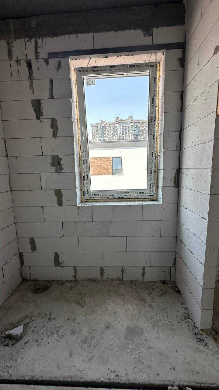 Продам Дуплекс Поруч з Гранд Бурже. Авенір Плаза у Пішому Доступі.