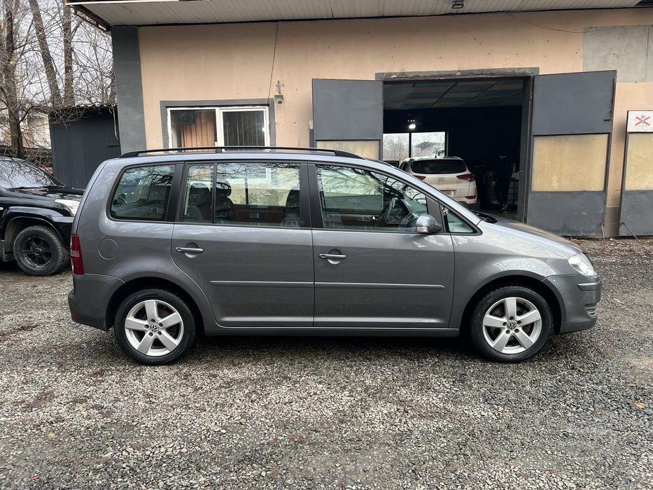 Продам Фольксваген Туран