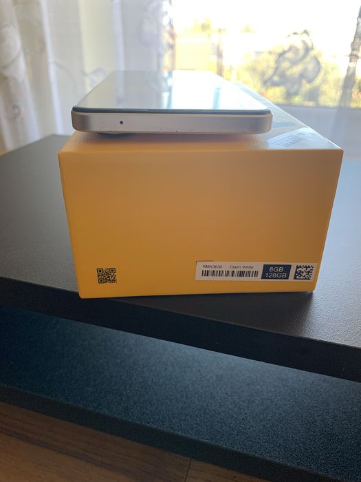 Smartfon biały Realme 10 pamięć 128 GB