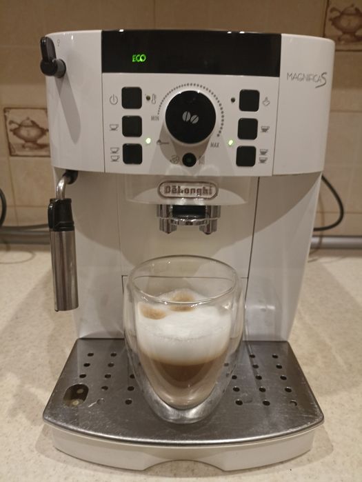 Кавомашина Delonghi Magnifica S