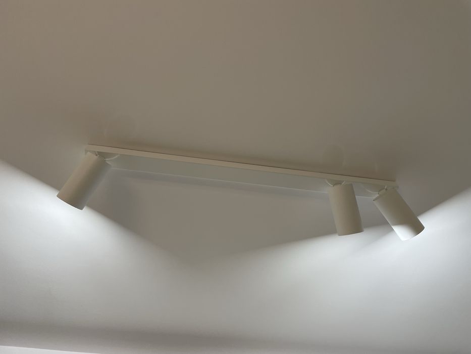 Listwa do salonu 70cm , holu MONO III biała. Gratis żarówki