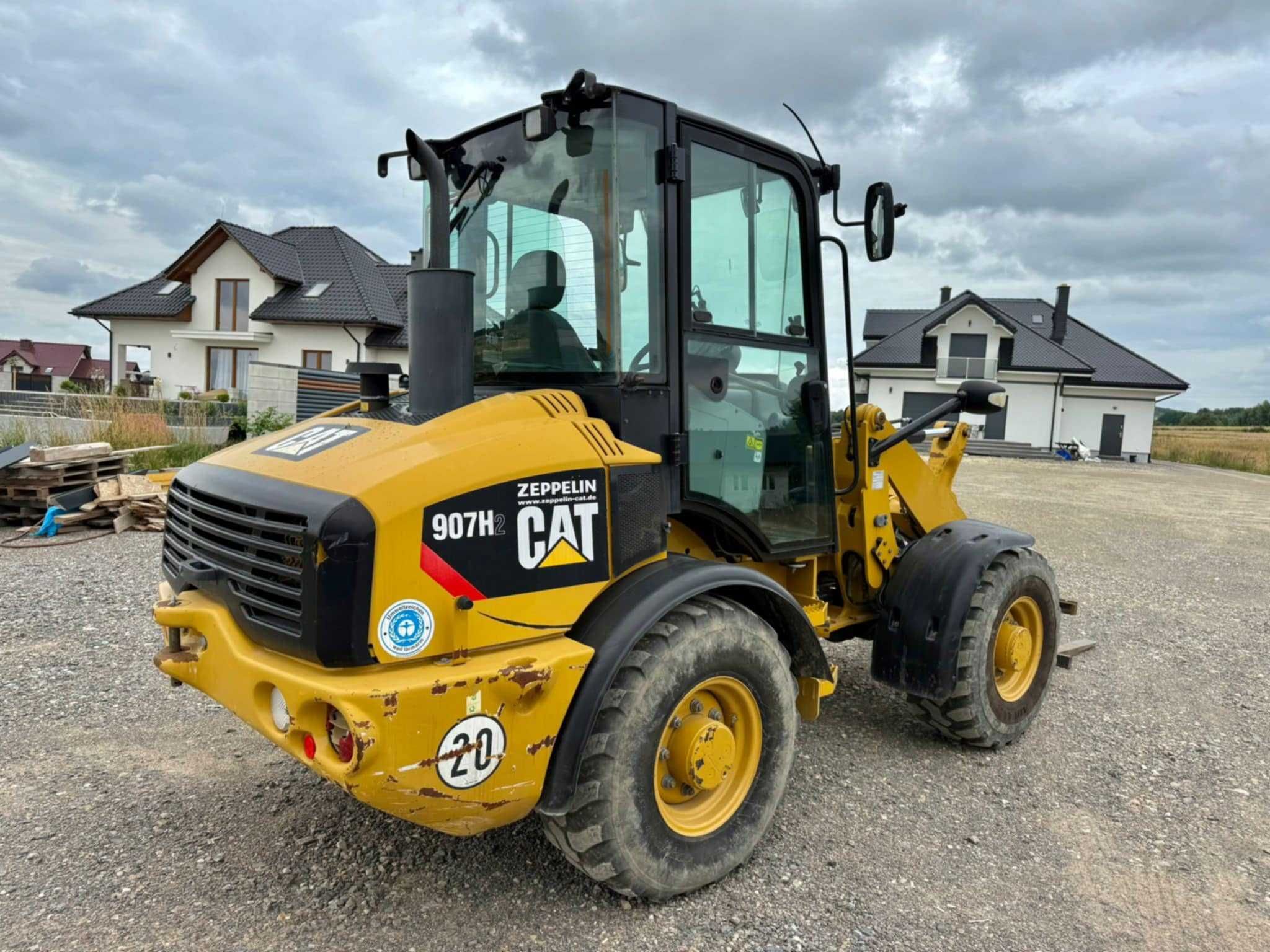 Ładowarka przegubowa Caterpillar CAT 907H *2015ROK, 1900MTG* 906, 908.
