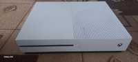 Xbox one s, 2 pady, 5 gier