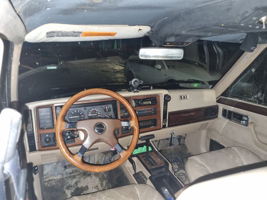 Jeep Cheerokee XJ 4.0 Gaz Sprzedam lub zamienię