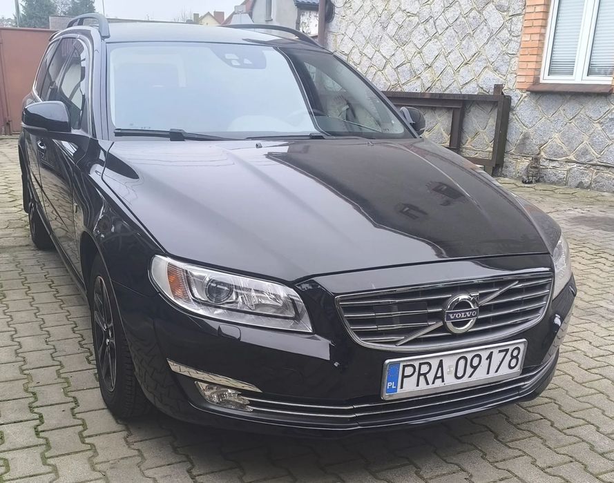 Volvo V70 Volvo V70 III w wersji Summum z 2016 roku - automat.