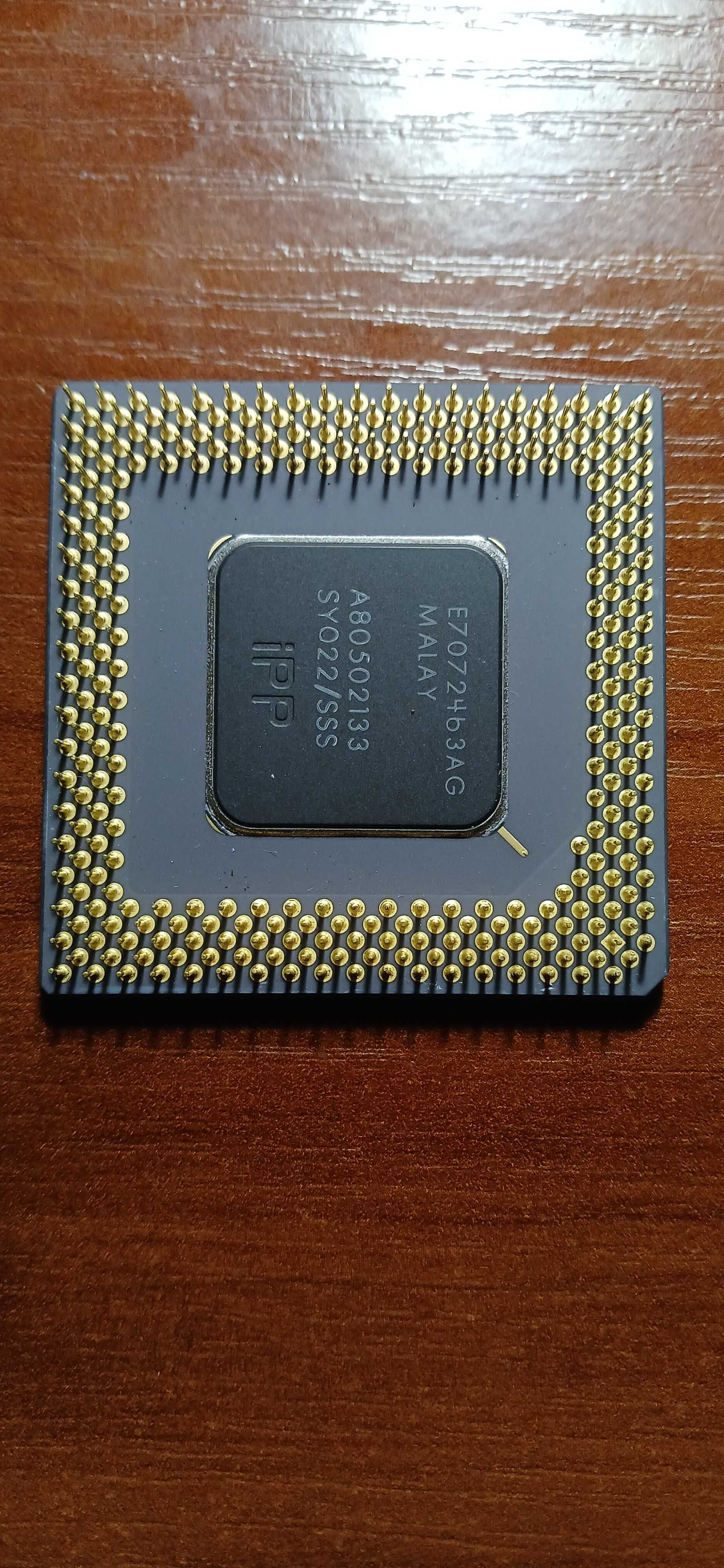 Вінтажний процессор Intel Pentium A80502-133 SY022.