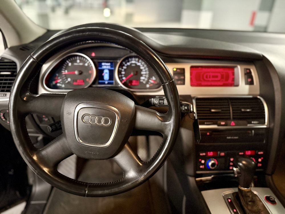 Audi Q7 3.0 TDi  Versao SPORT