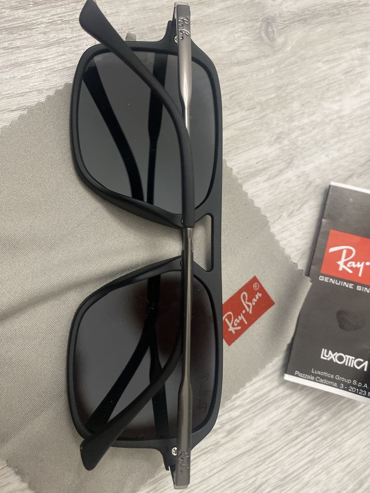 Сонцезахисні окуляри Ray-Ban  унисекс