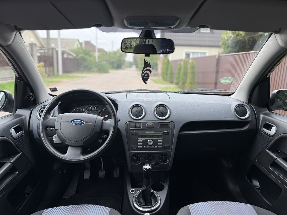 Свіжопригнаний Ford Fusion з Німеччини