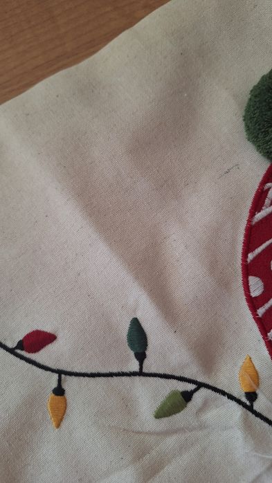 Poszewka świąteczna haftowana śliczna