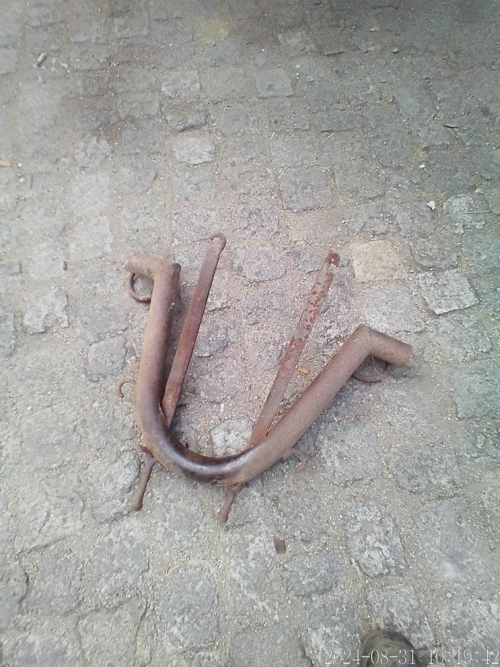 Canga e ferro.     ,