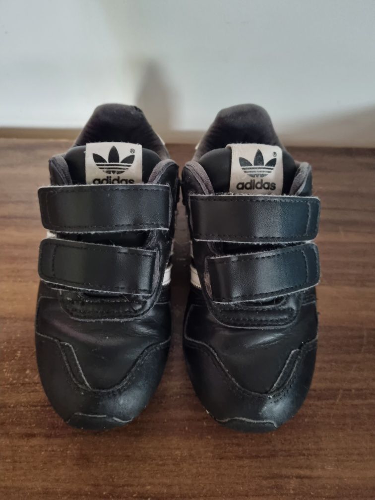 Adidasy Adidas ,rozmiar  25, wkładka 14,5cm