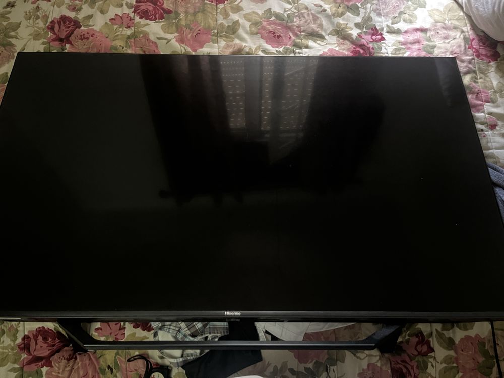 TV hisense 40 polegadas, smart LED full HD como novo