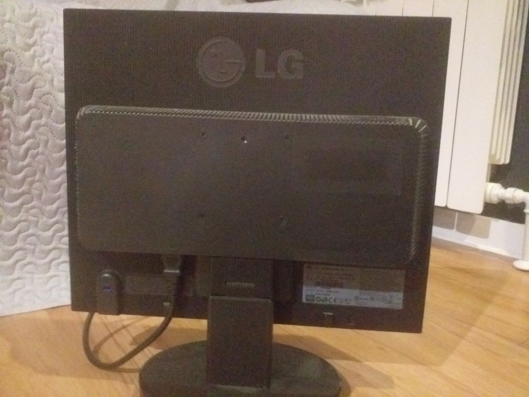 Monitor LG Flatron L1753S