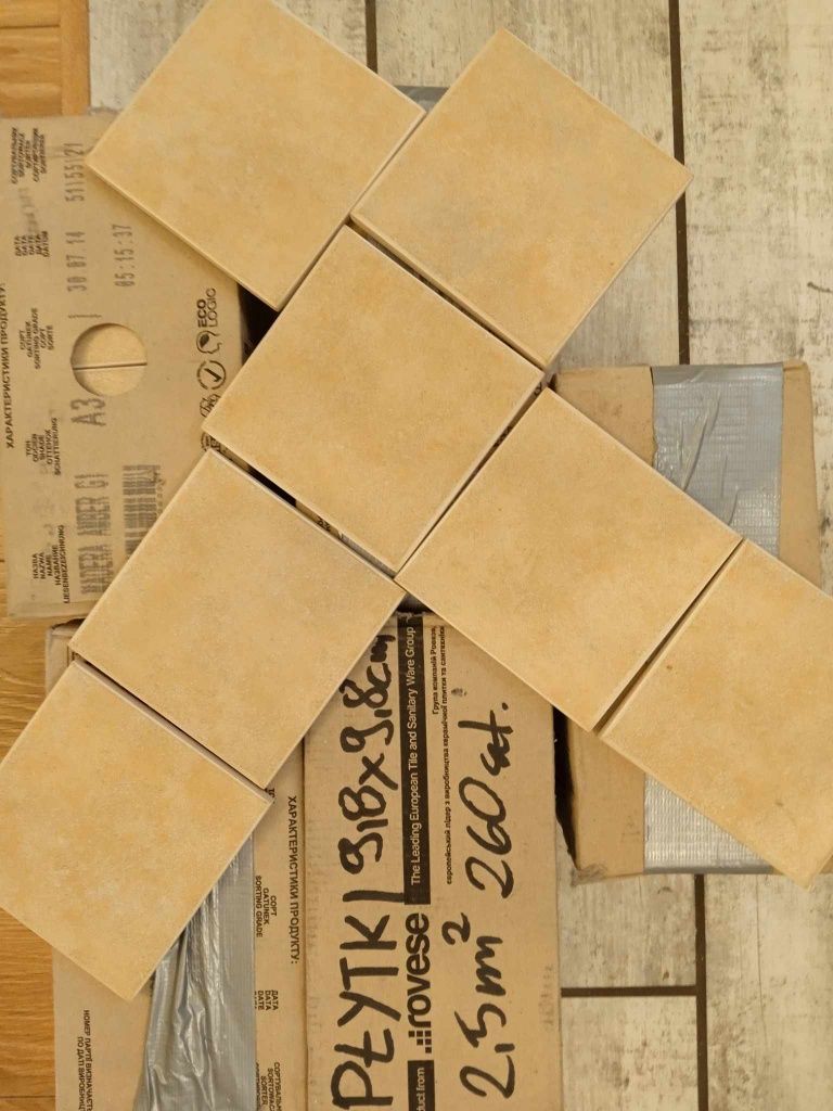 Płytki ceramiczne 9.8x9.8 cm 2,5 m2