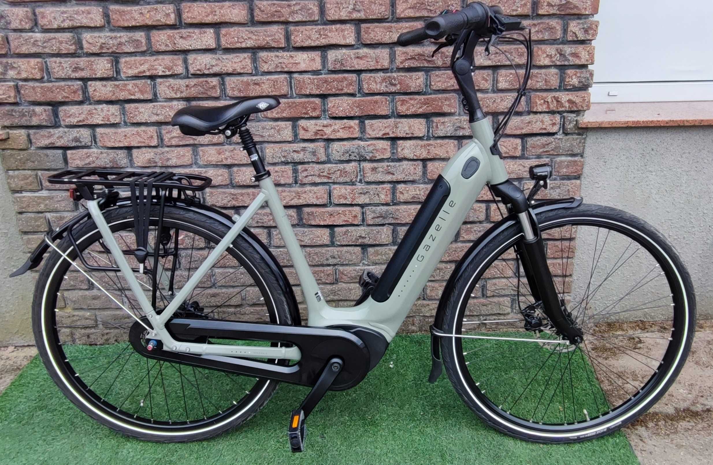 Rower Elektryczny Gazelle Grenoble C7+ nowy model tarcze BOSCH SMART