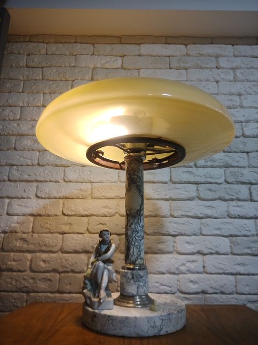 Лампа настольна мармурова сталінка