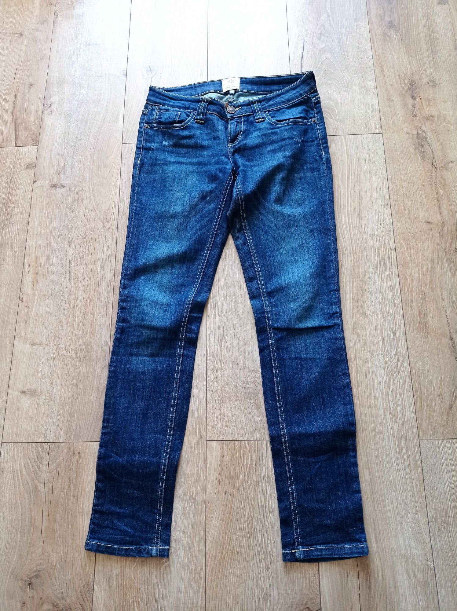 Spodnie jeans r. 34/XS River Island