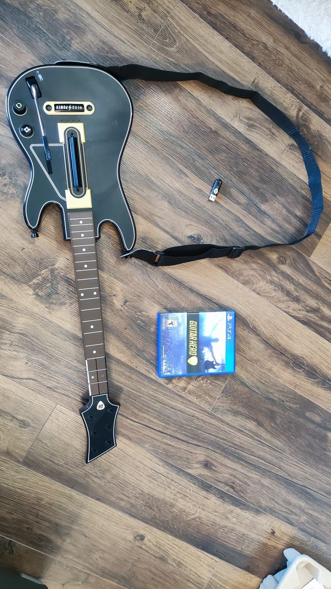 Guitar hero live PS4 Zestaw Gitara + Gra