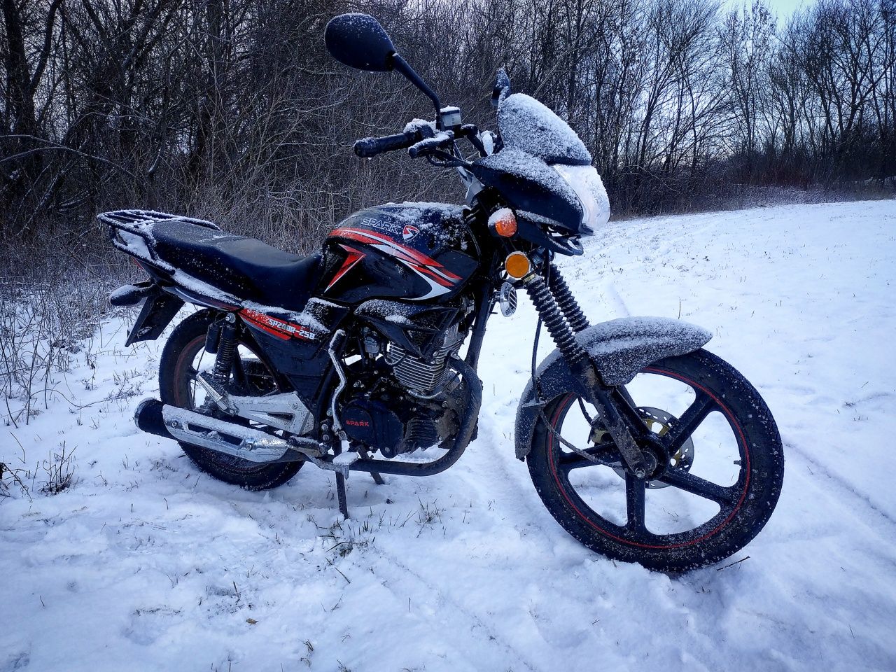 Продаю мотоцикл Спарк 200