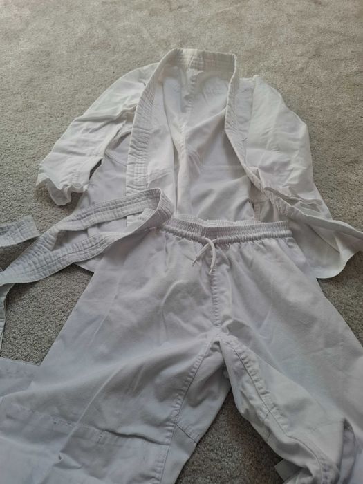 Trzy czesciowy sttoj do judo 150 szczuply