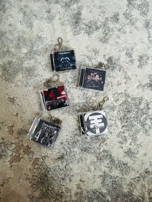 Брелки Tokio Hotel