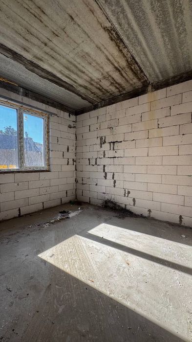 Акція! Дуплекс у Бучі -85000$. Газ, балкон, тераса, власний дворик.