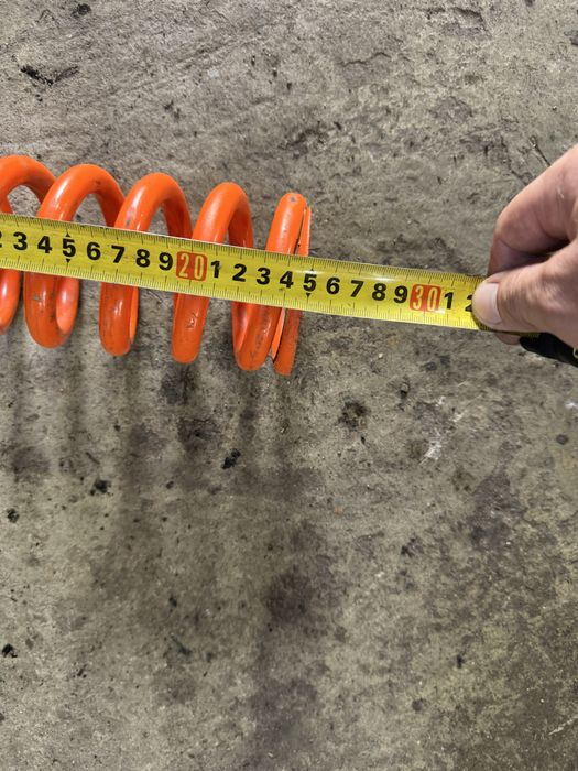 Пружина на КТМ ендуро