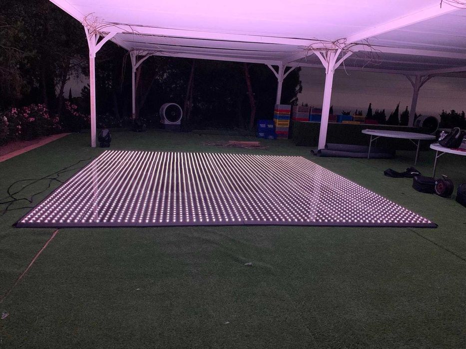 Pista de baile & Plataforma  de exibição de veículos
