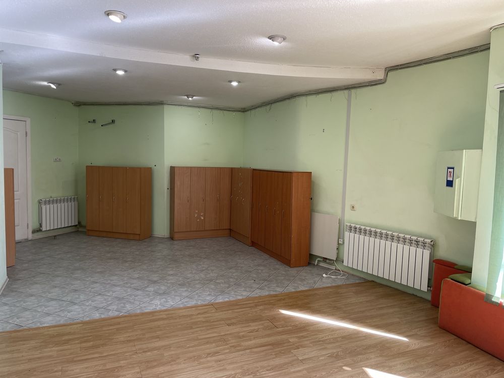 Продам Помещение 176м2. Ул А.Фабра 4 . Пр Яворницкого. Центр.