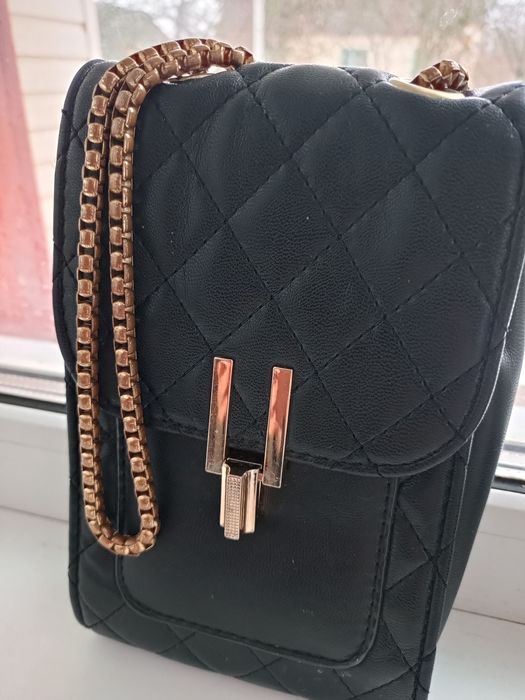 Мініатюрна сумочка в гарному стані